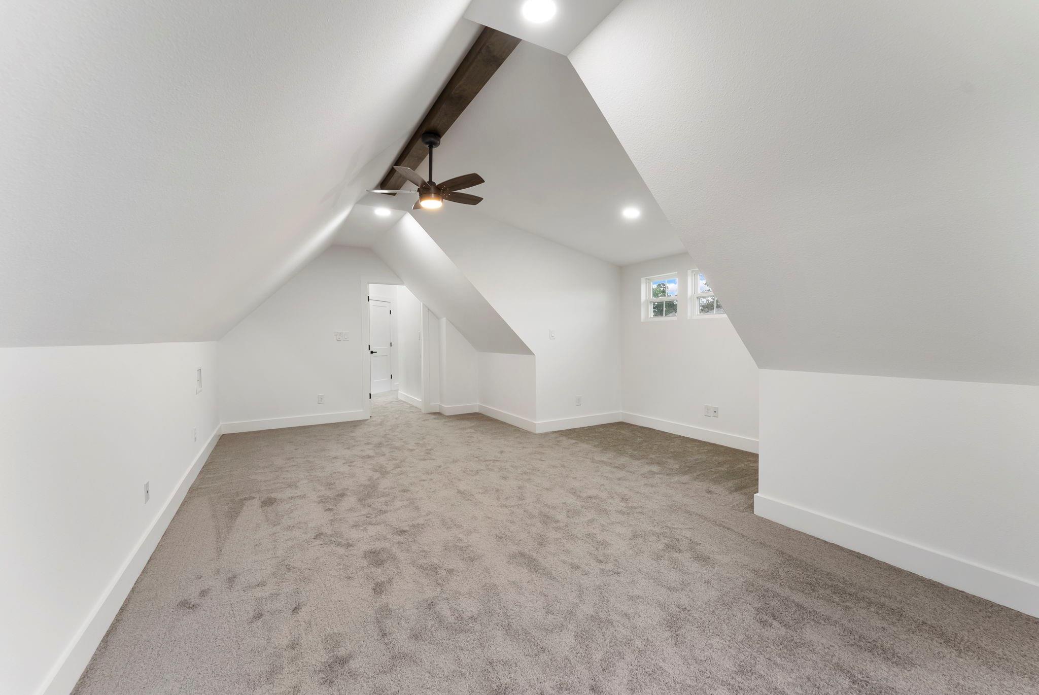 3709 Oak Court