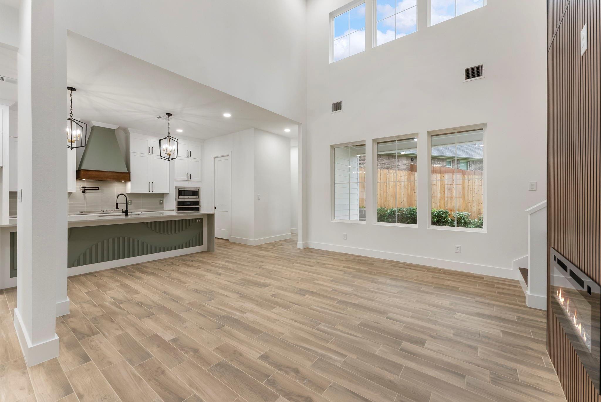 3709 Oak Court