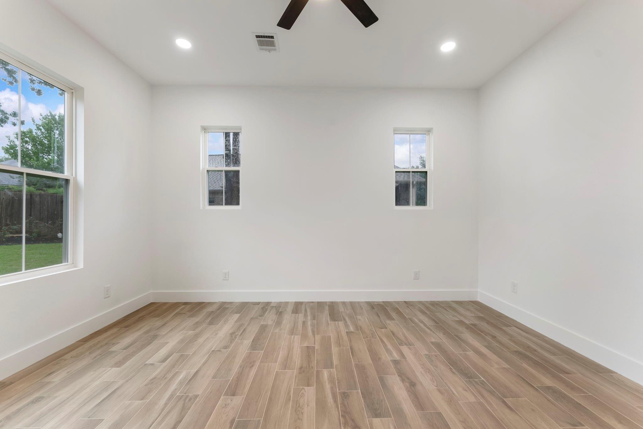 3709 Oak Court