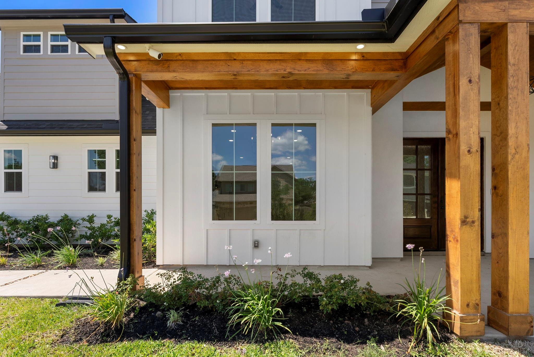 3709 Oak Court