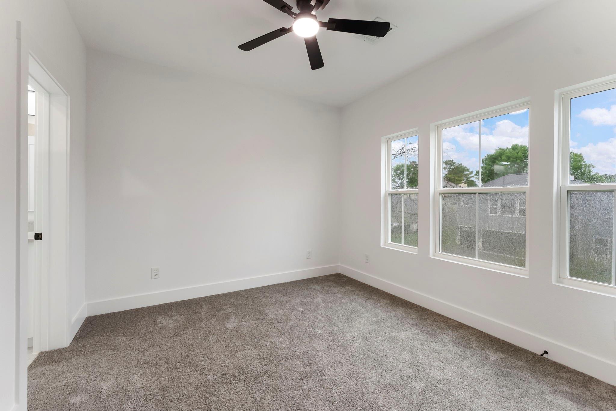 3709 Oak Court