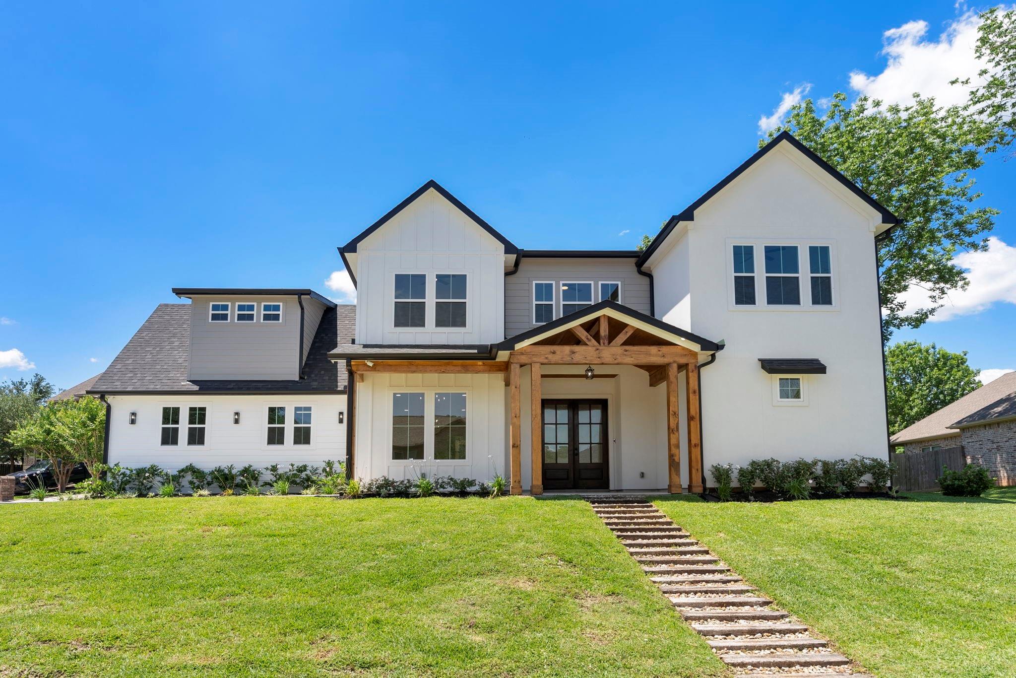 3709 Oak Court