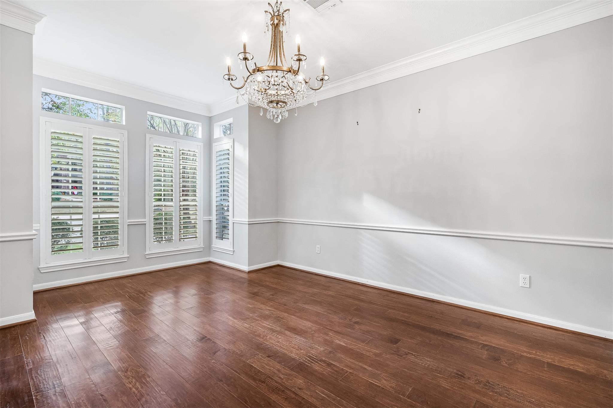 11 Winrock Place