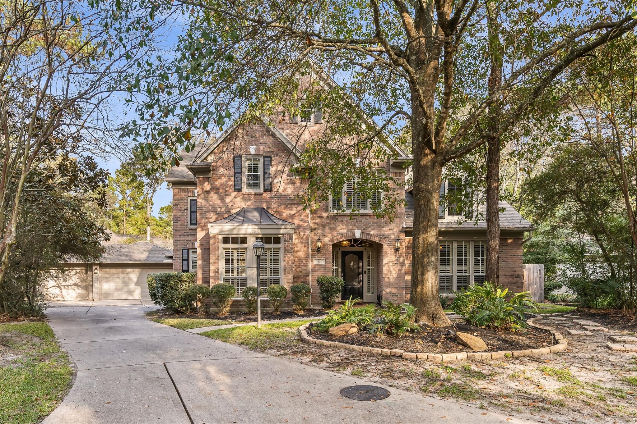 11 Winrock Place