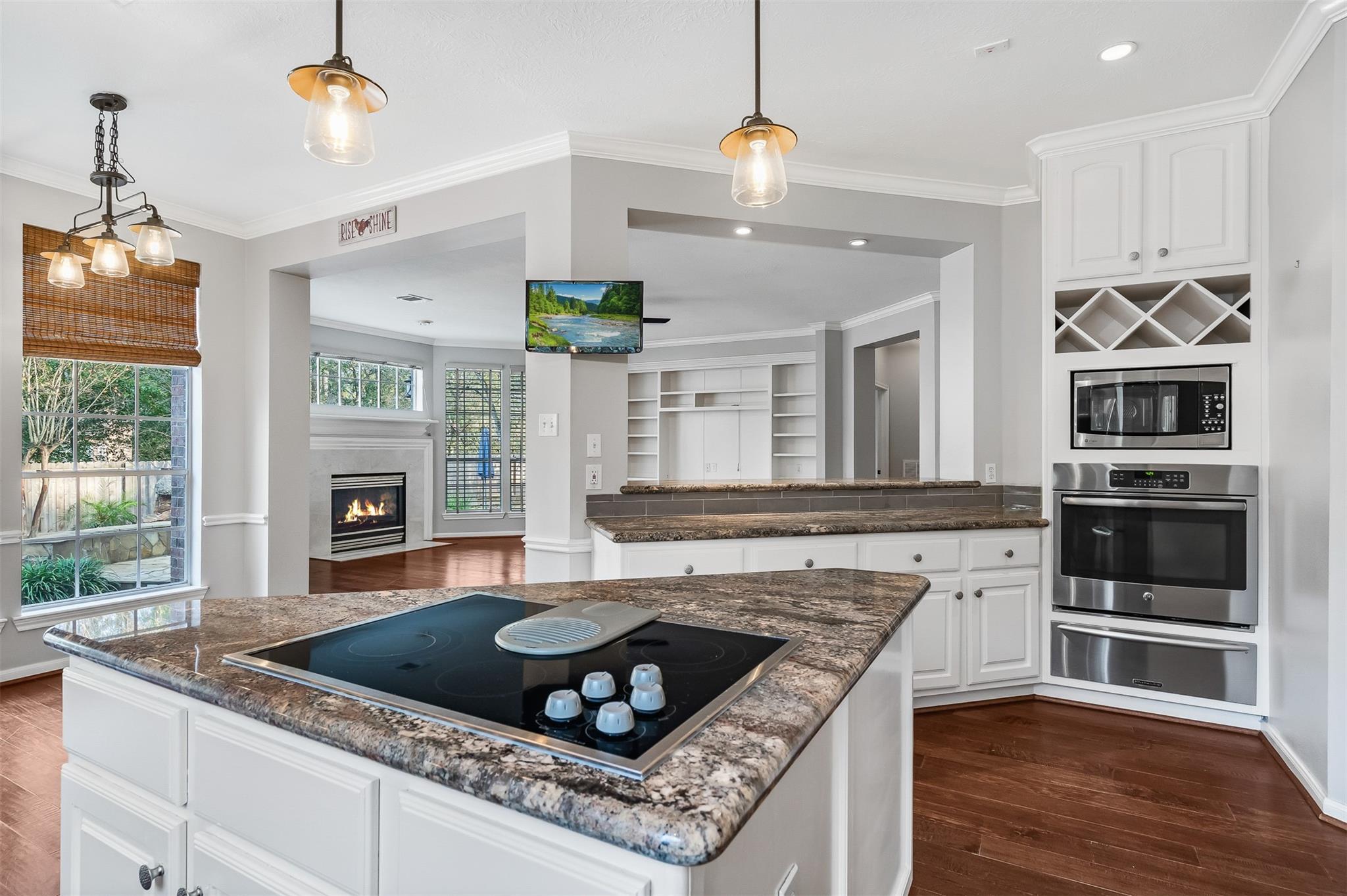 11 Winrock Place