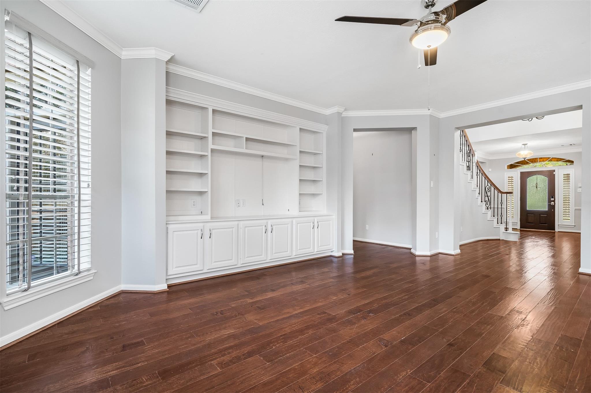 11 Winrock Place