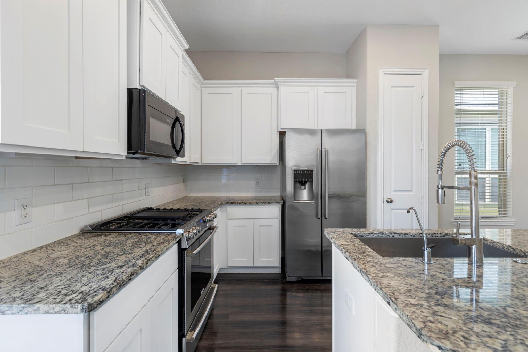 5021 Lehman Oaks Drive