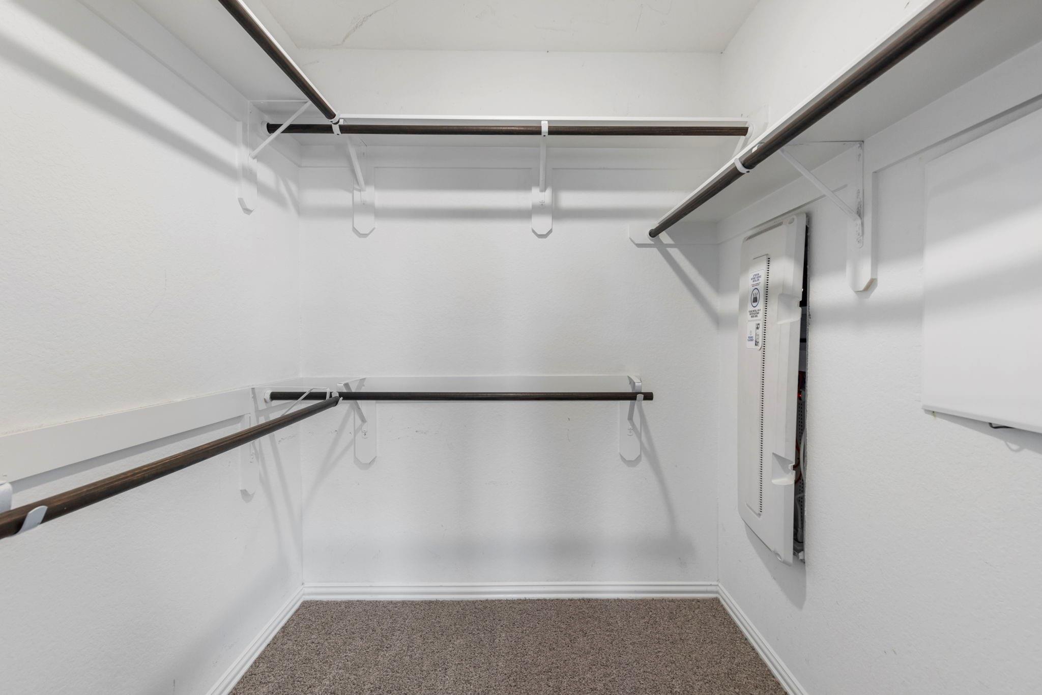 5021 Lehman Oaks Drive