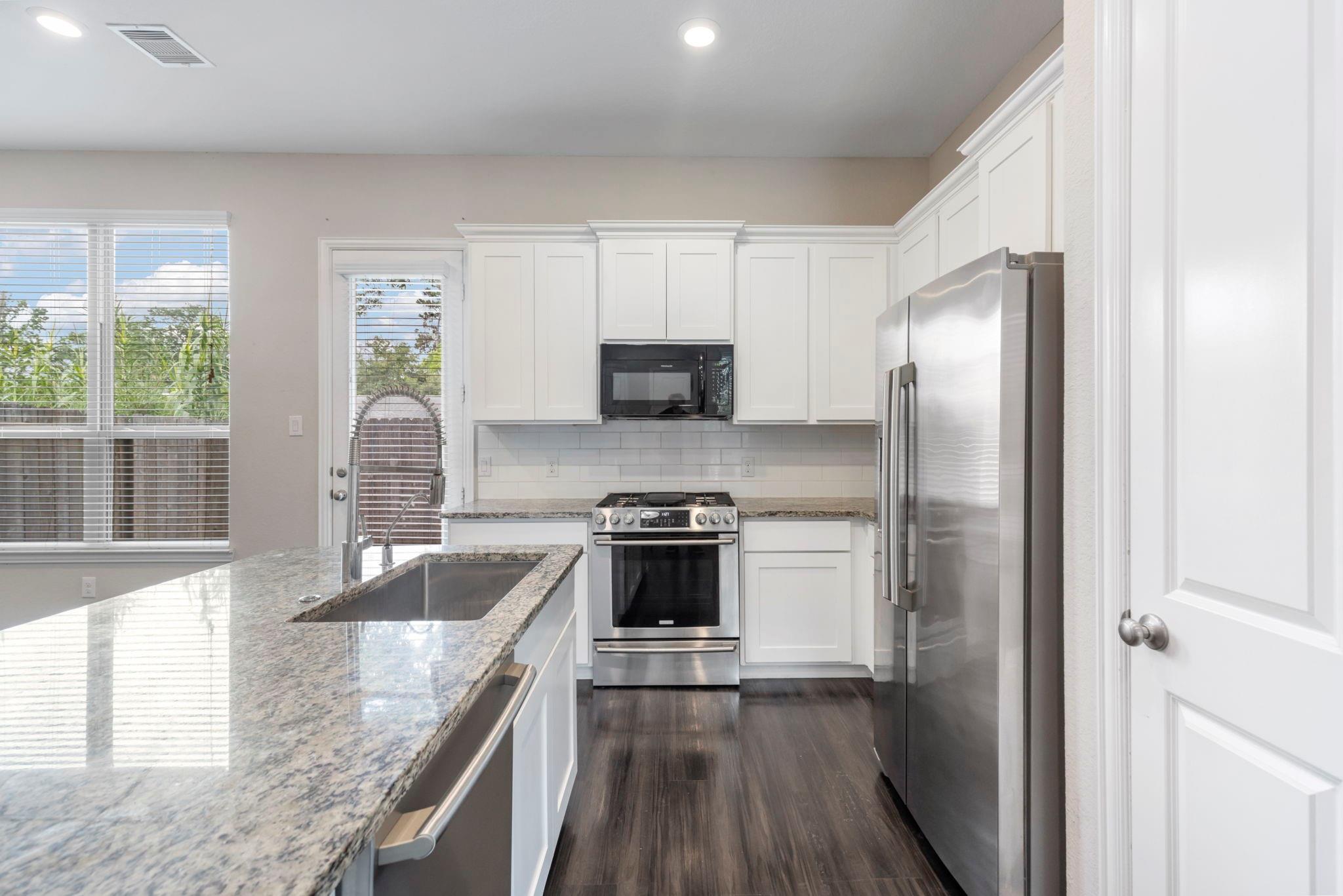 5021 Lehman Oaks Drive