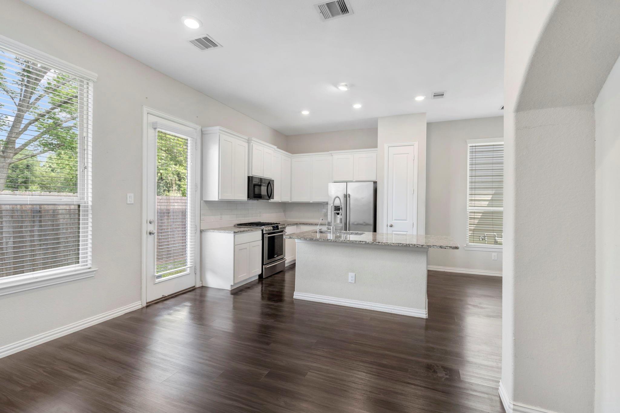 5021 Lehman Oaks Drive