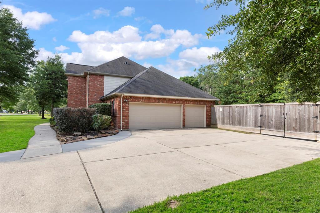 2608 Silverstone Way