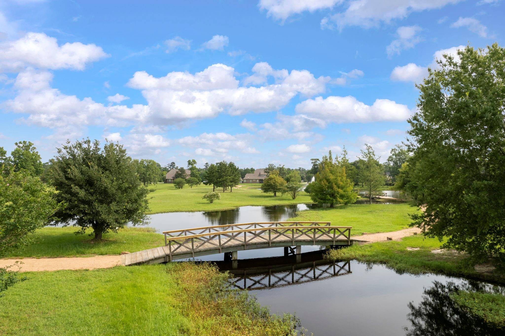 2608 Silverstone Way