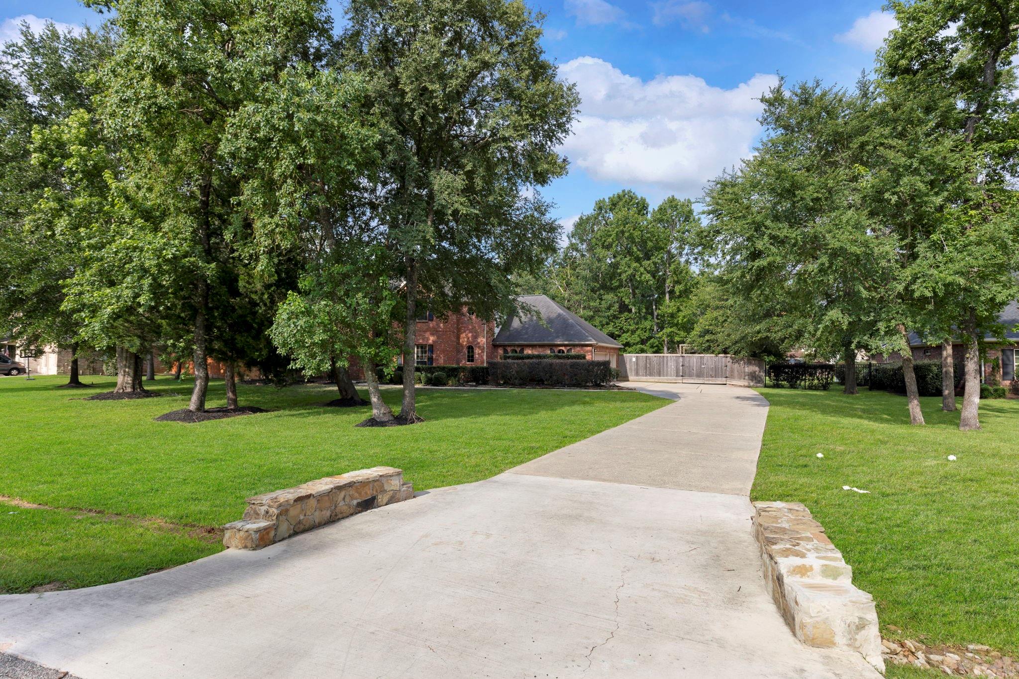 2608 Silverstone Way