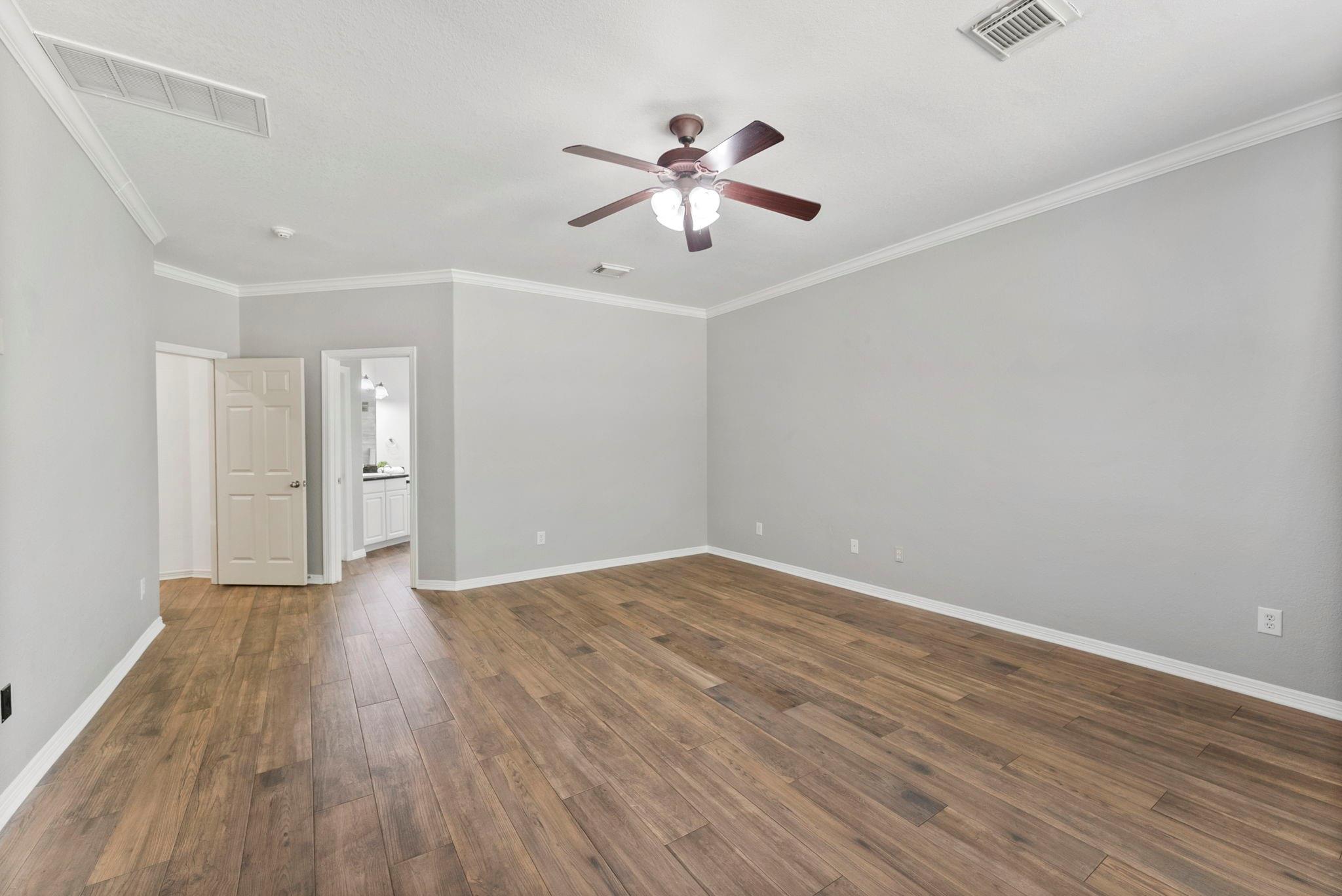 2608 Silverstone Way