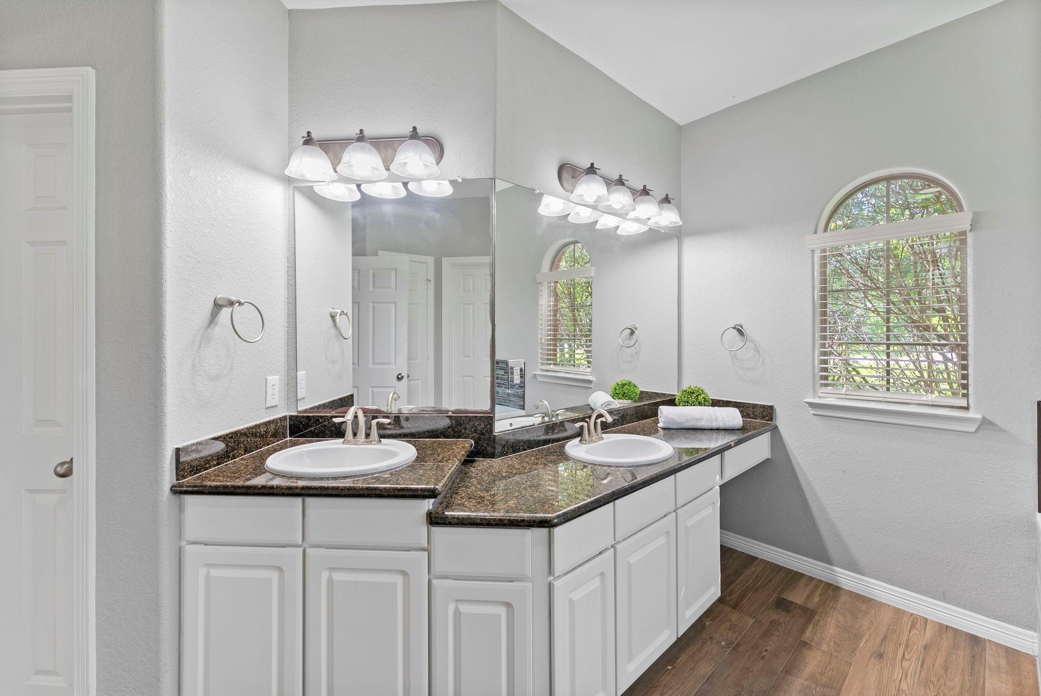 2608 Silverstone Way