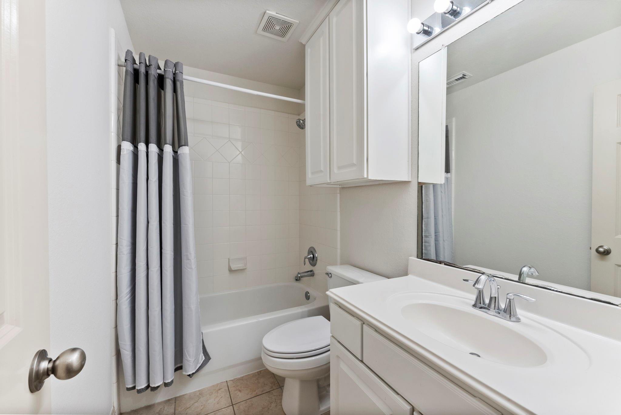 2608 Silverstone Way