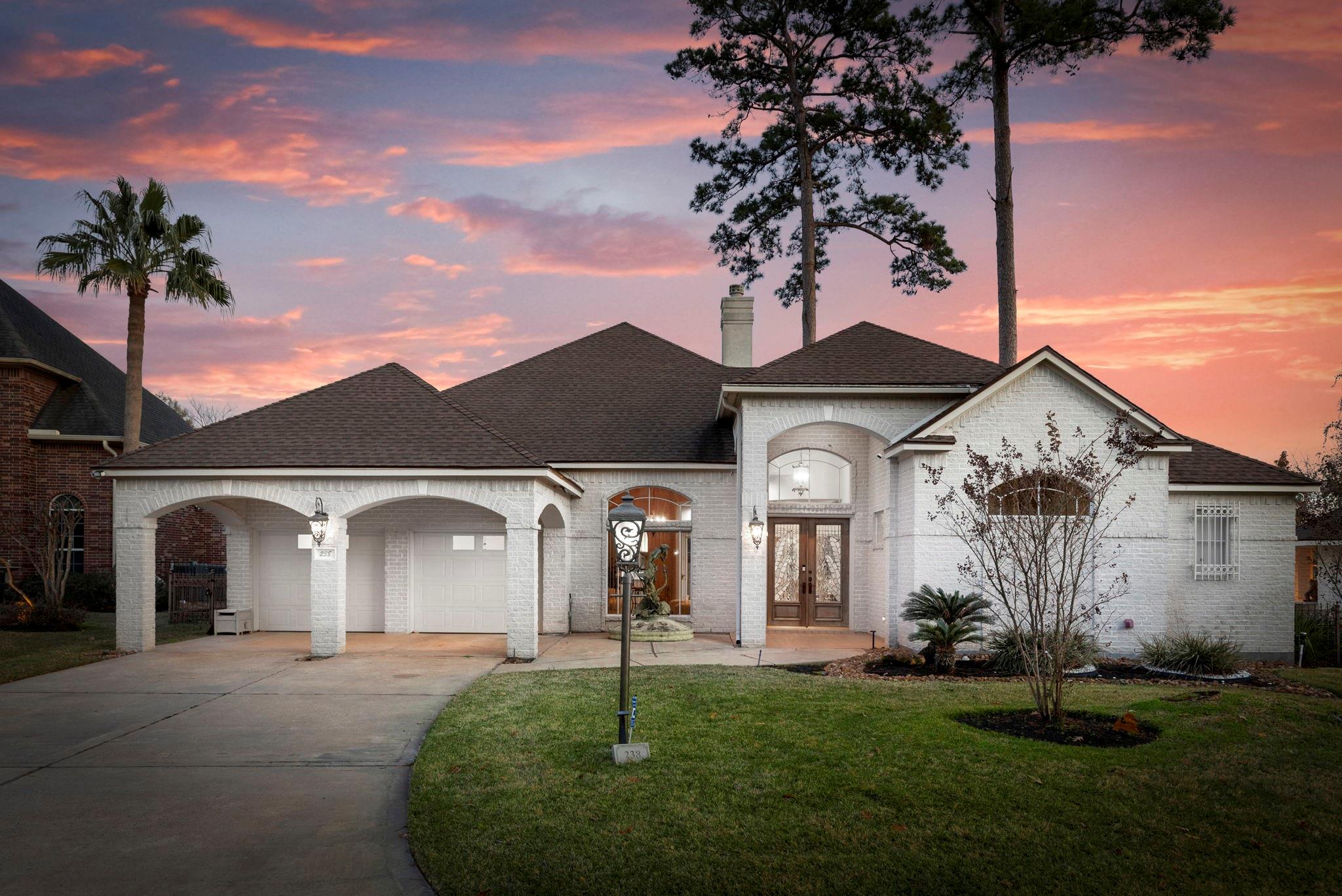 238 Wedgewood Dr