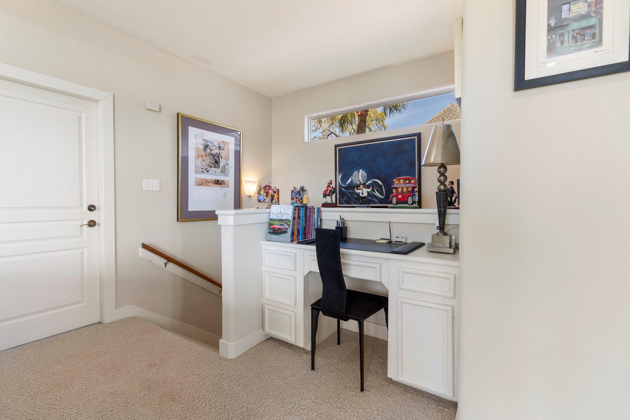 238 Wedgewood Dr