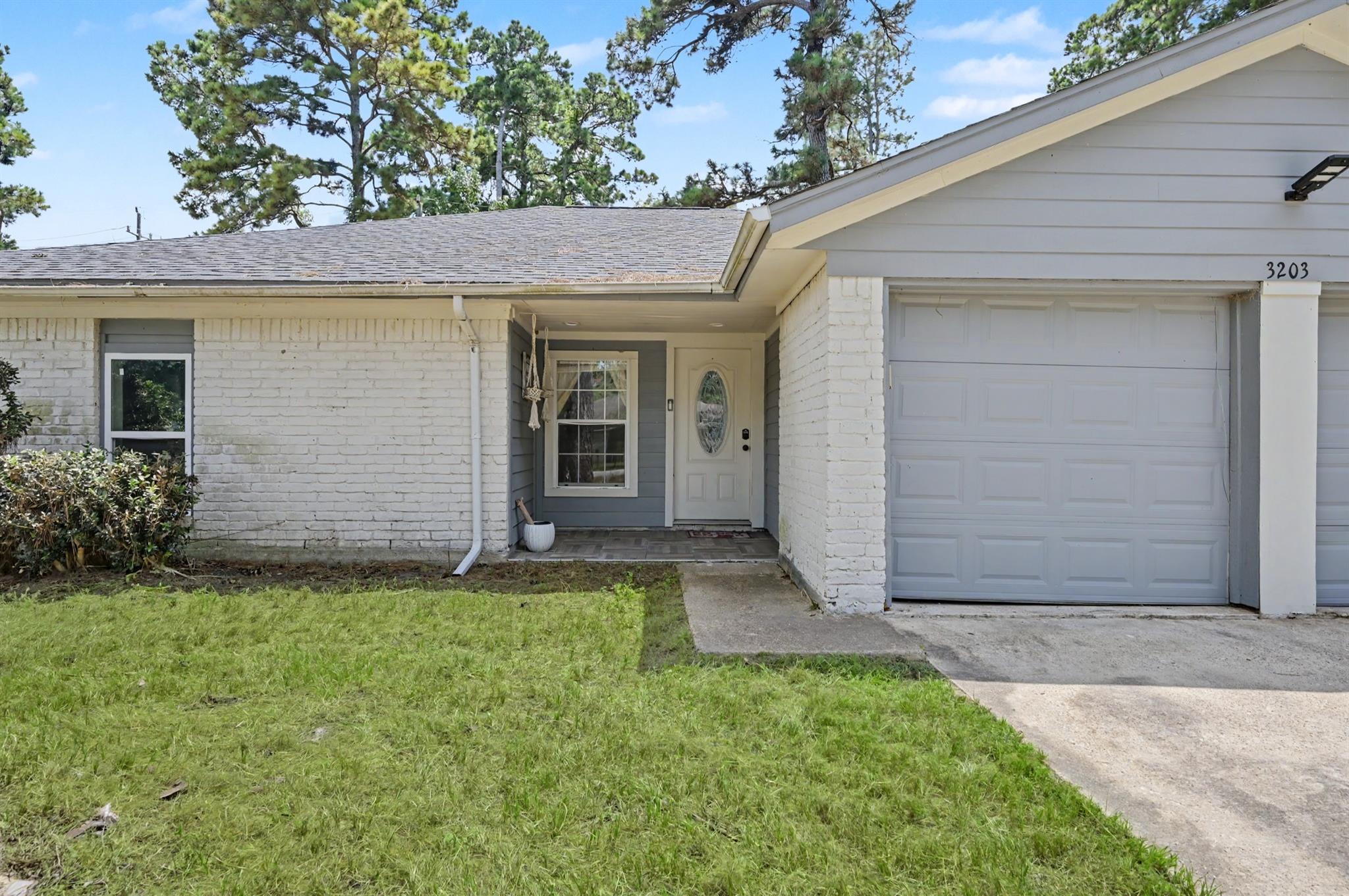 3203 Dawnwood Drive