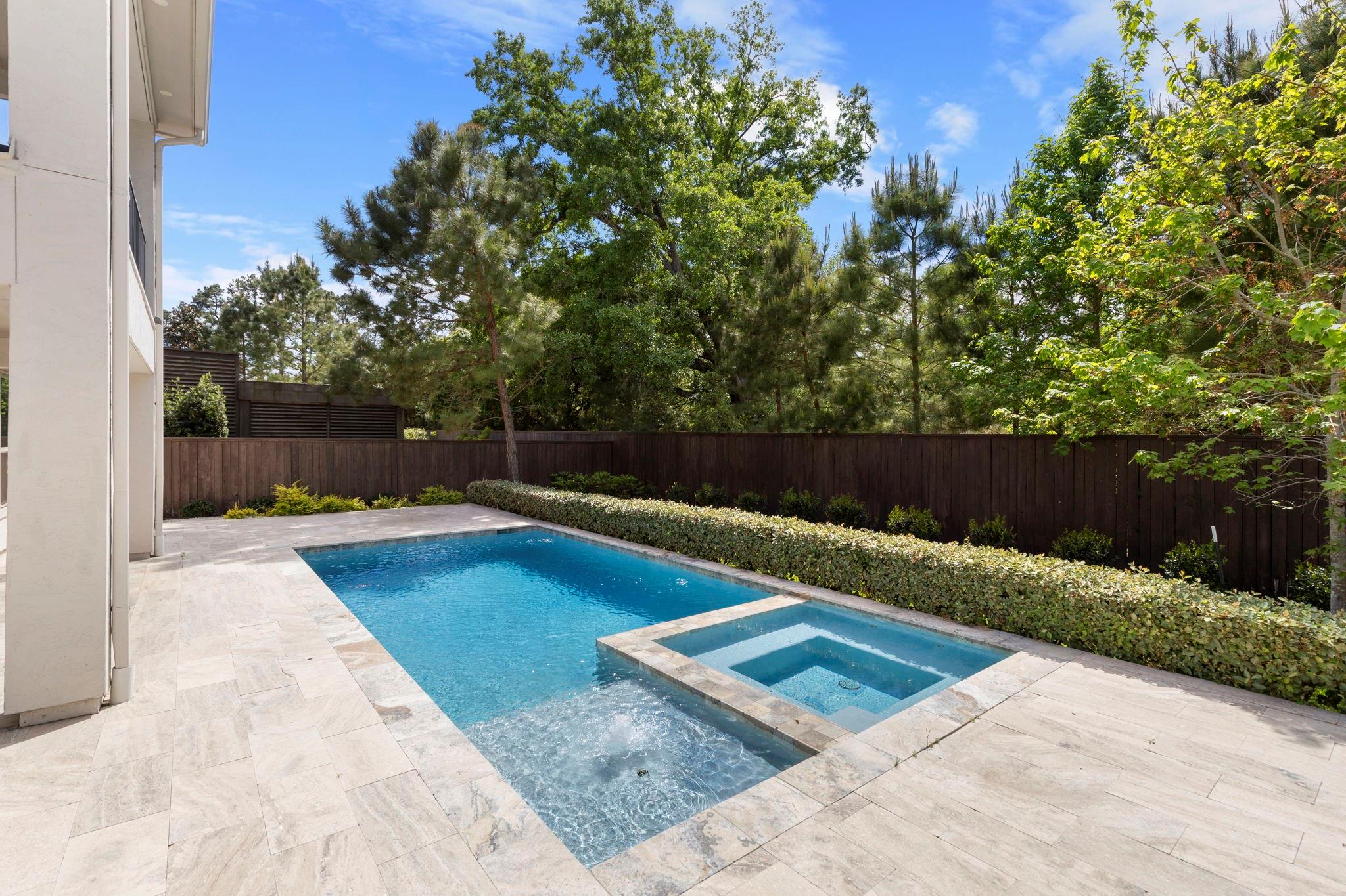 11 Floral Vista Drive