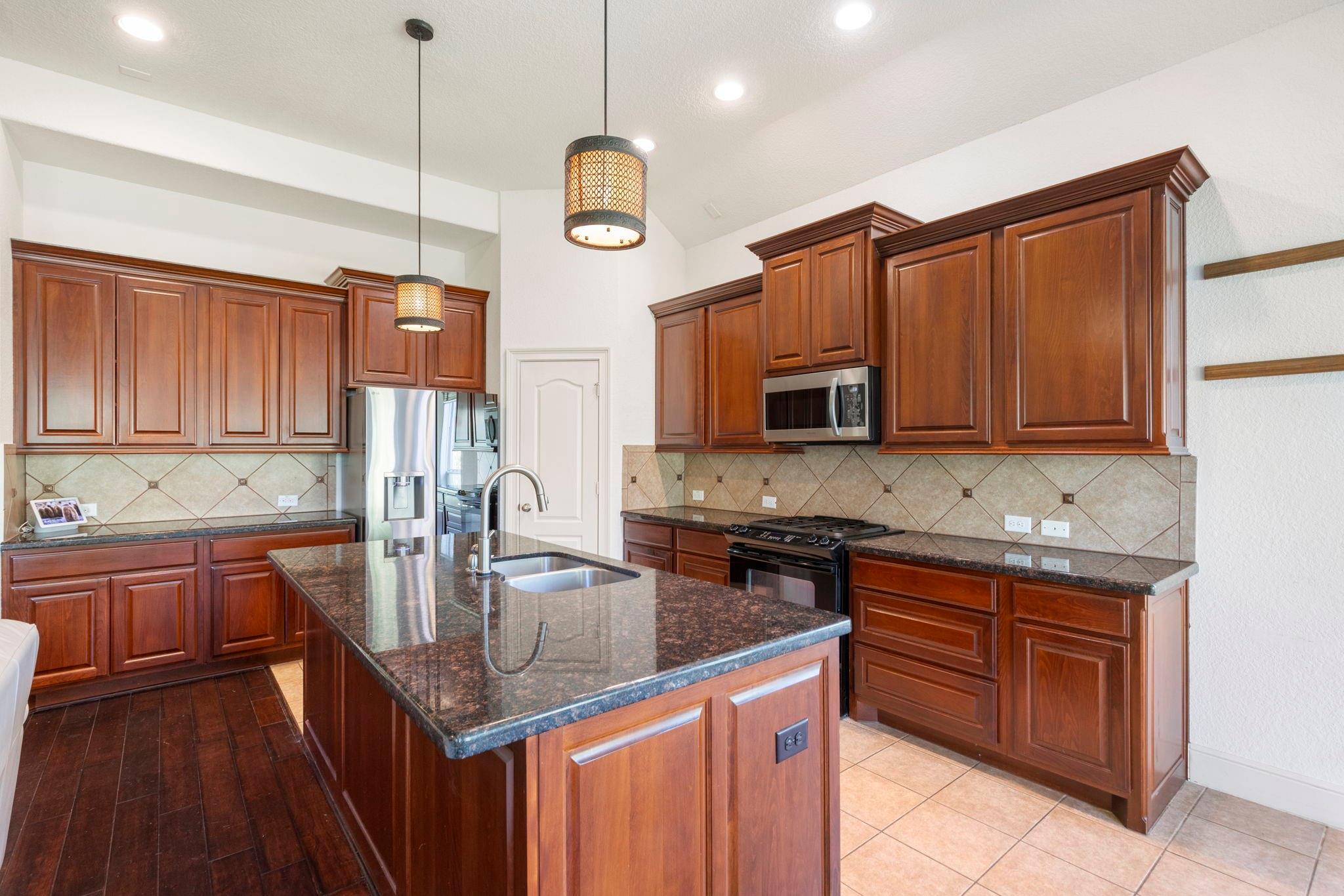 10 Sagamore Ridge Place