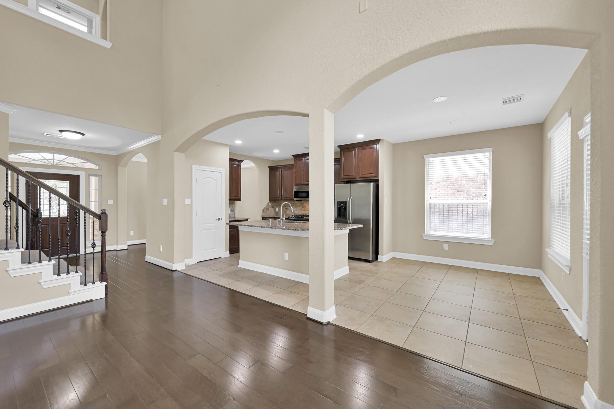 106 N Pinto Point Circle