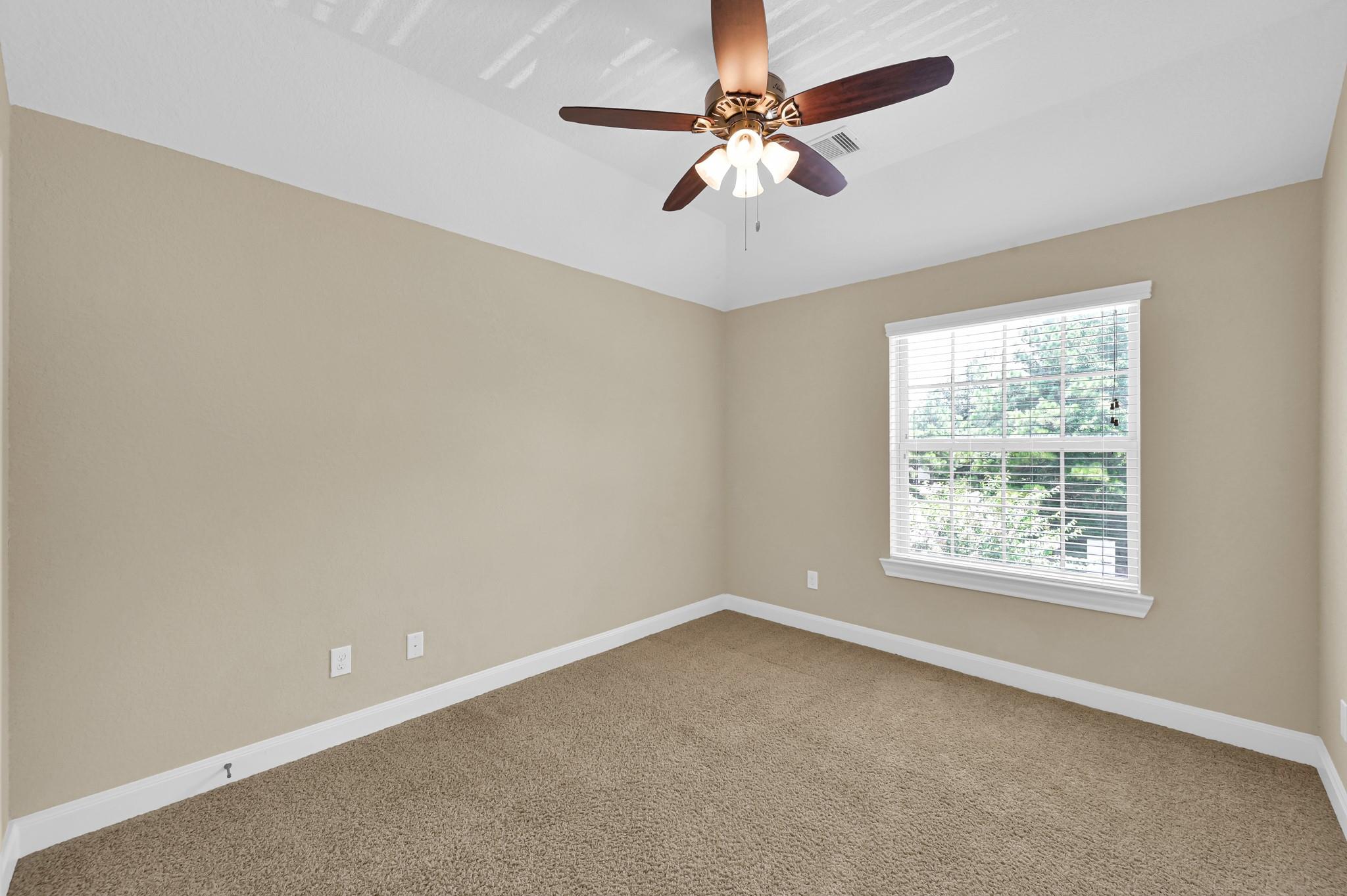 106 N Pinto Point Circle