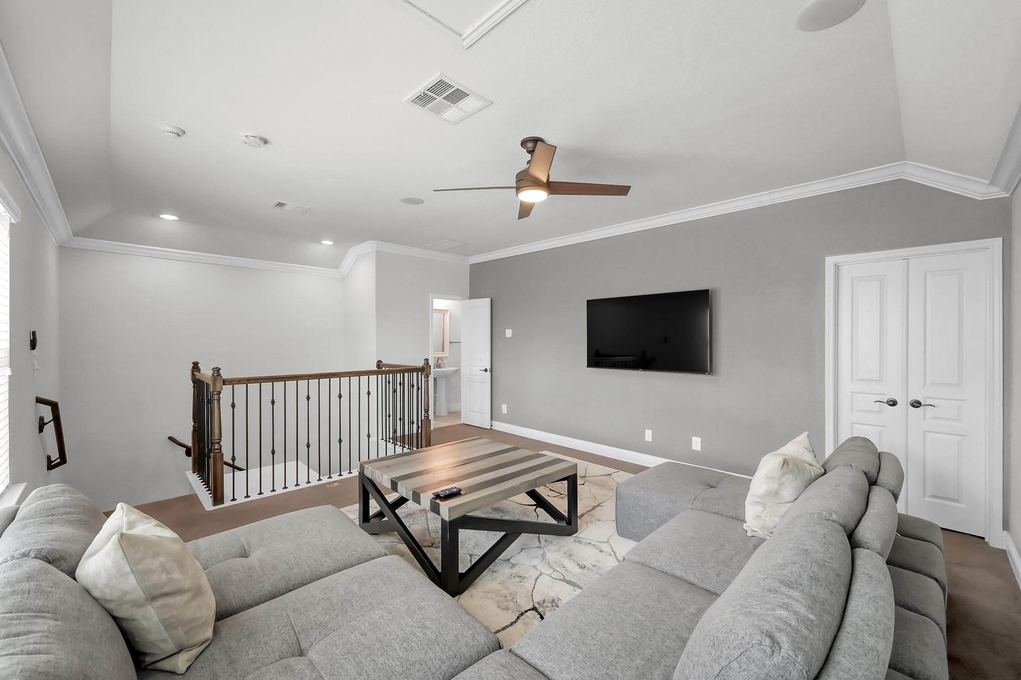 98 Lindenberry Circle