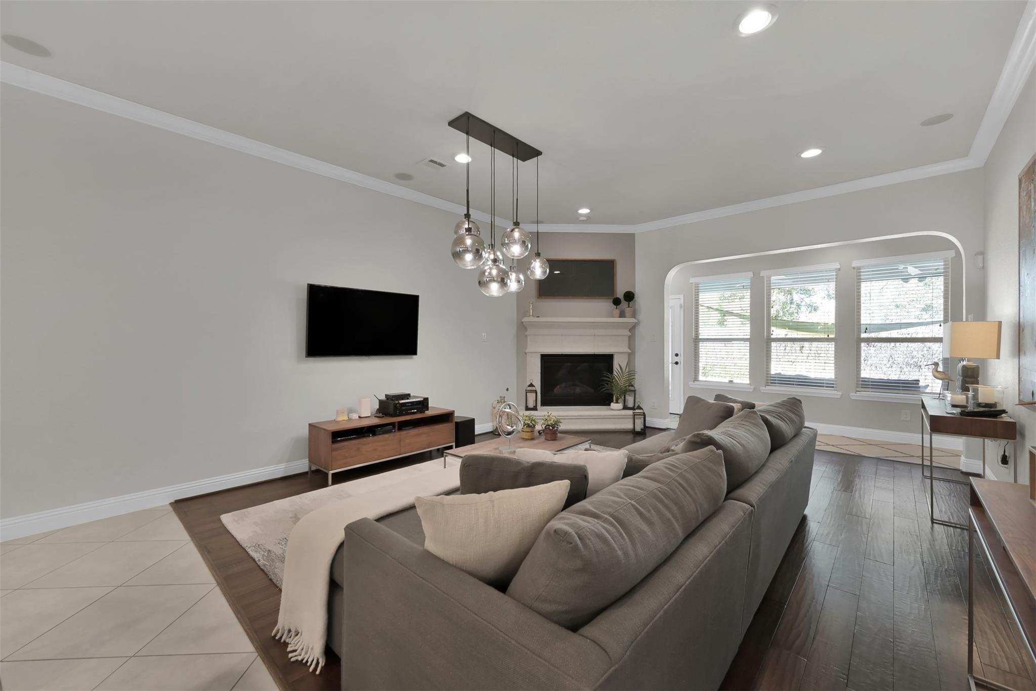 98 Lindenberry Circle