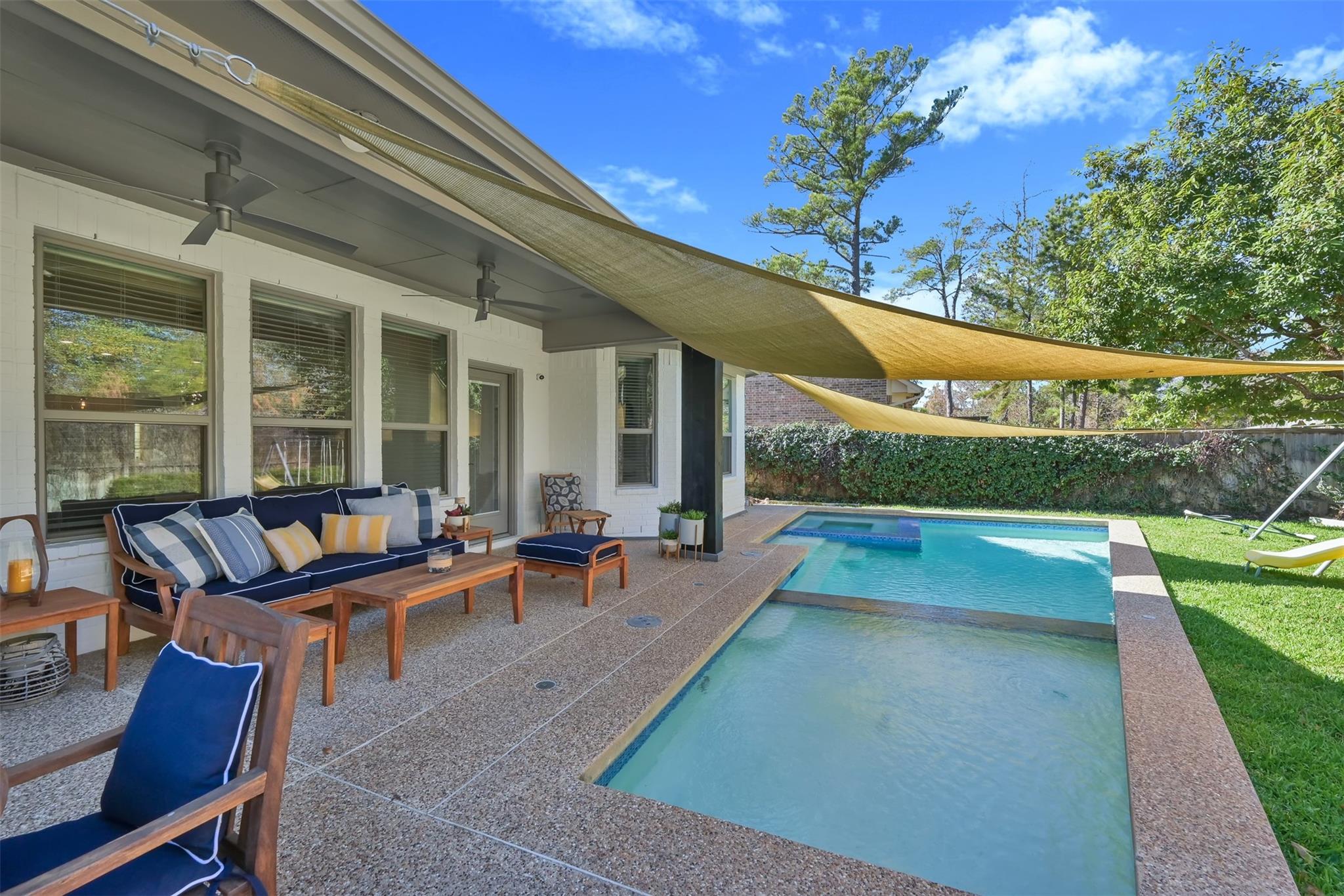 98 Lindenberry Circle