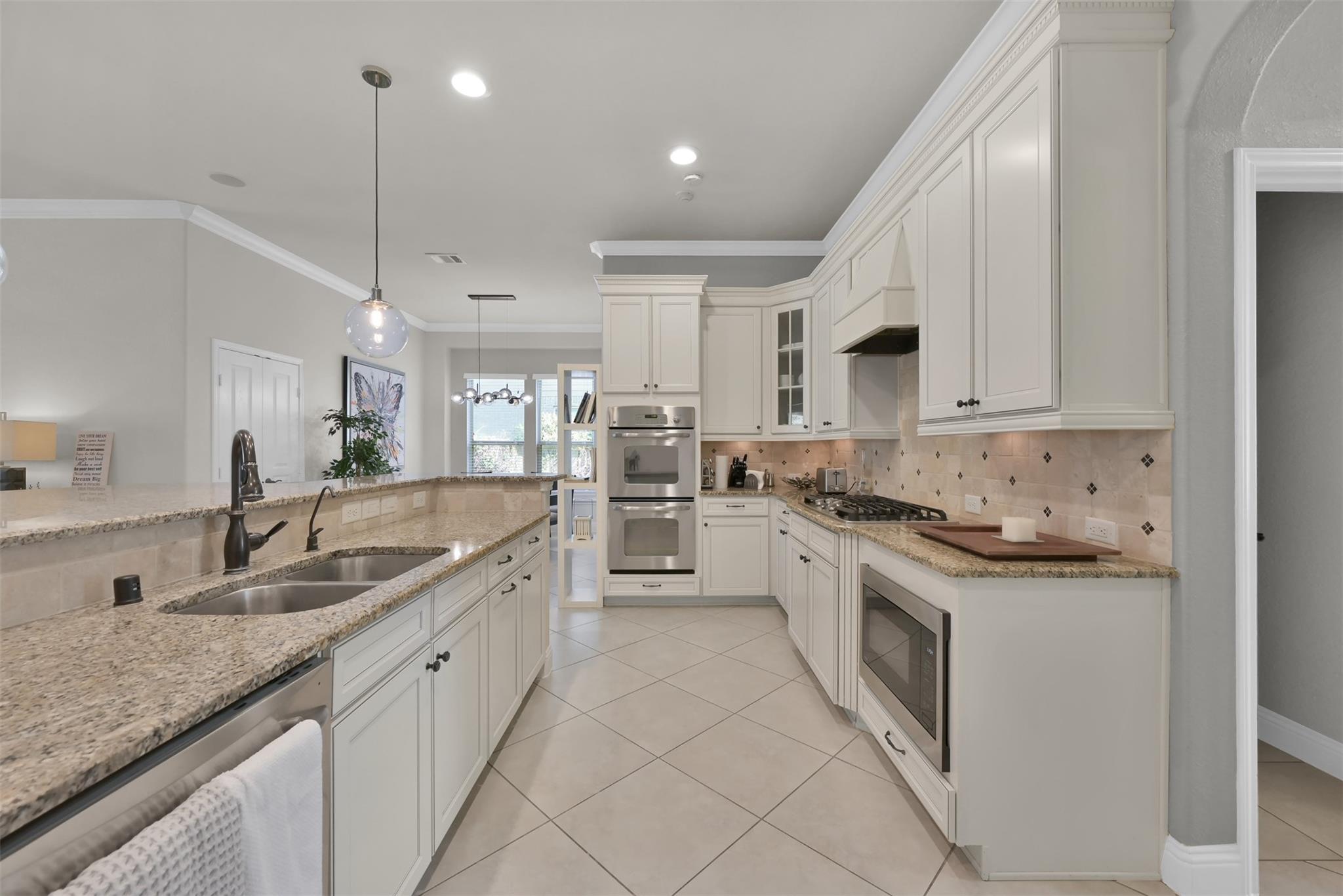 98 Lindenberry Circle