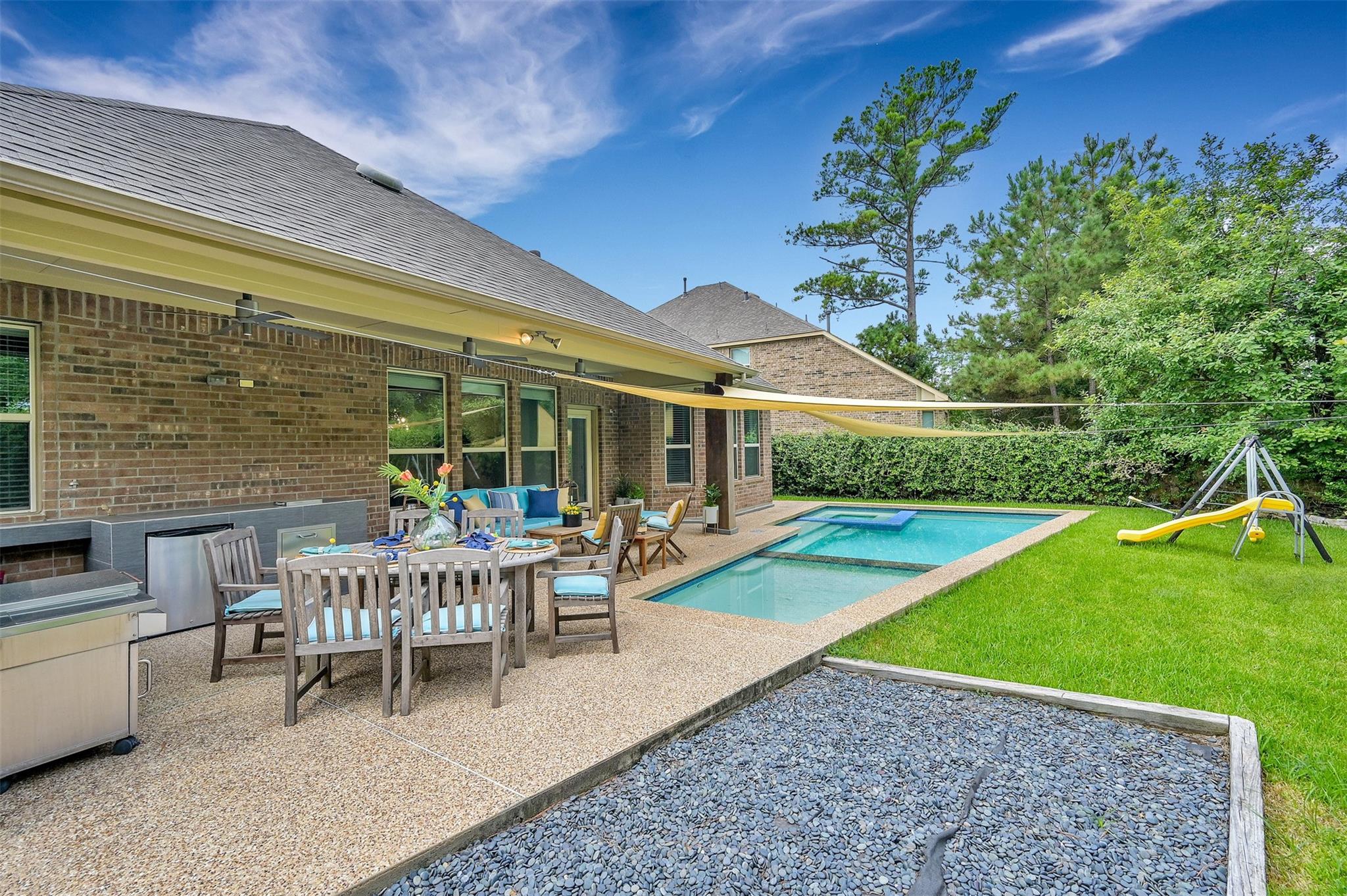 98 Lindenberry Circle