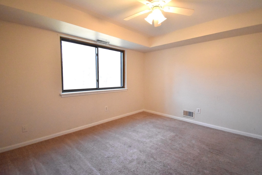 4 Bridgeview Cir # 36