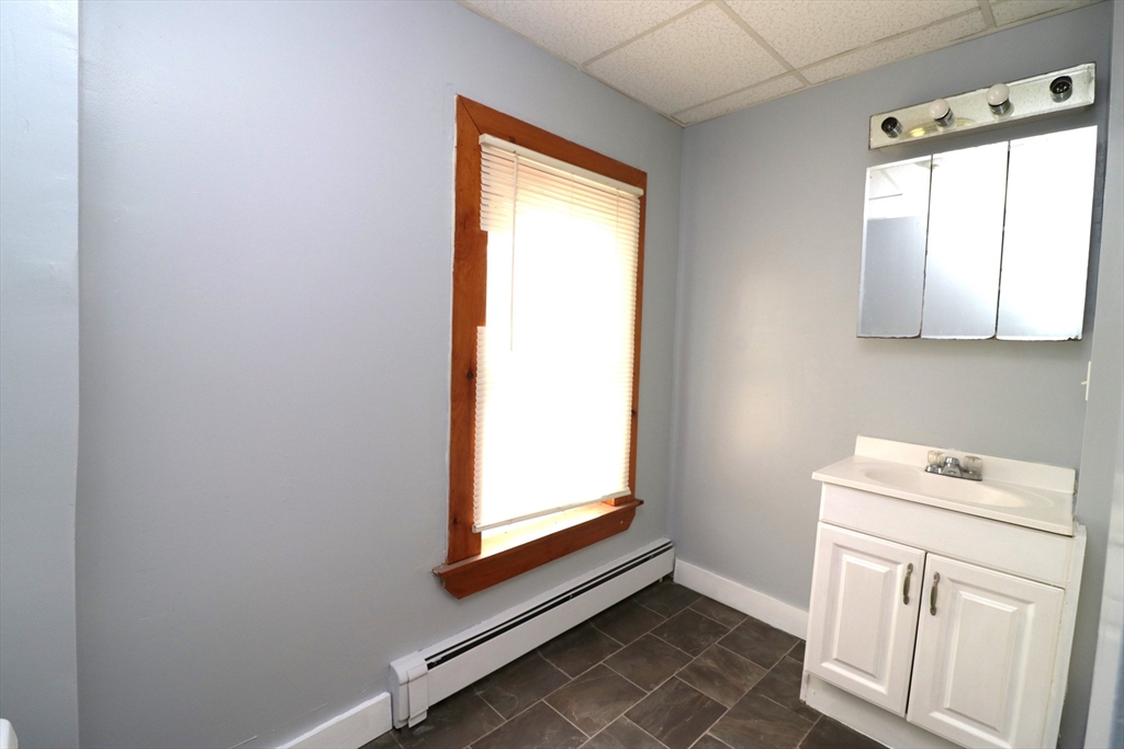 41 Nichols St # 2