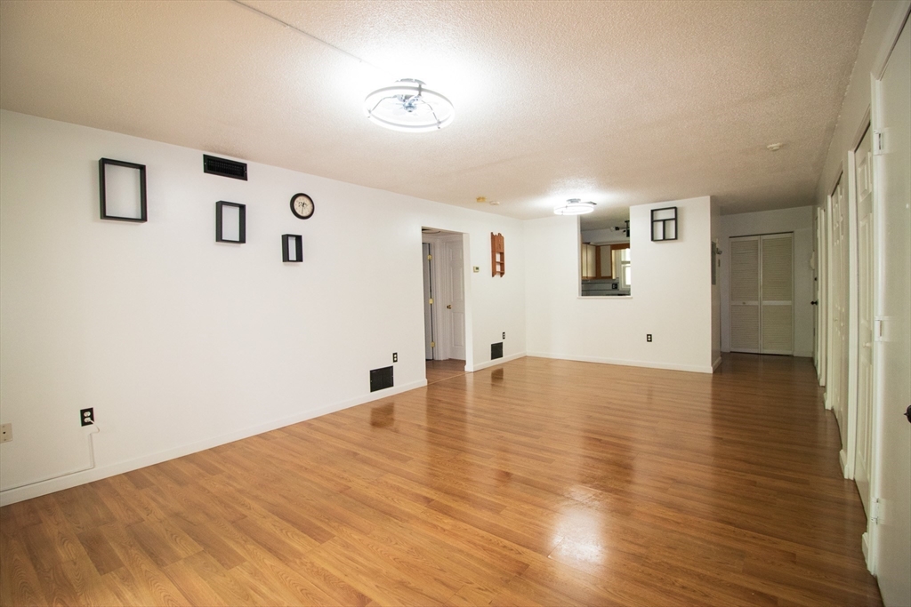 369 Aiken Ave # 15