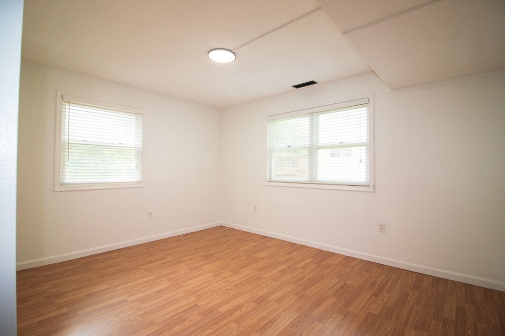 369 Aiken Ave # 15