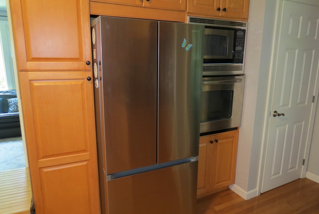 17 Midridge Cir # 17