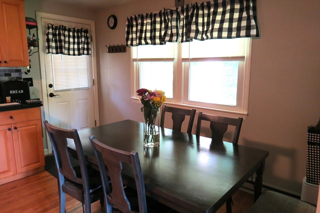 17 Midridge Cir # 17