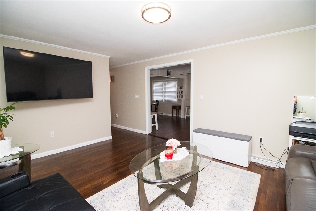 94 Tanglewood Dr