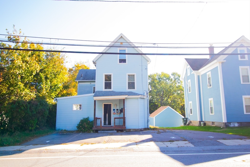 302 Pleasant St