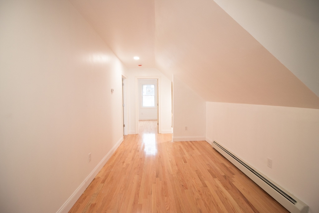 54 Willow St