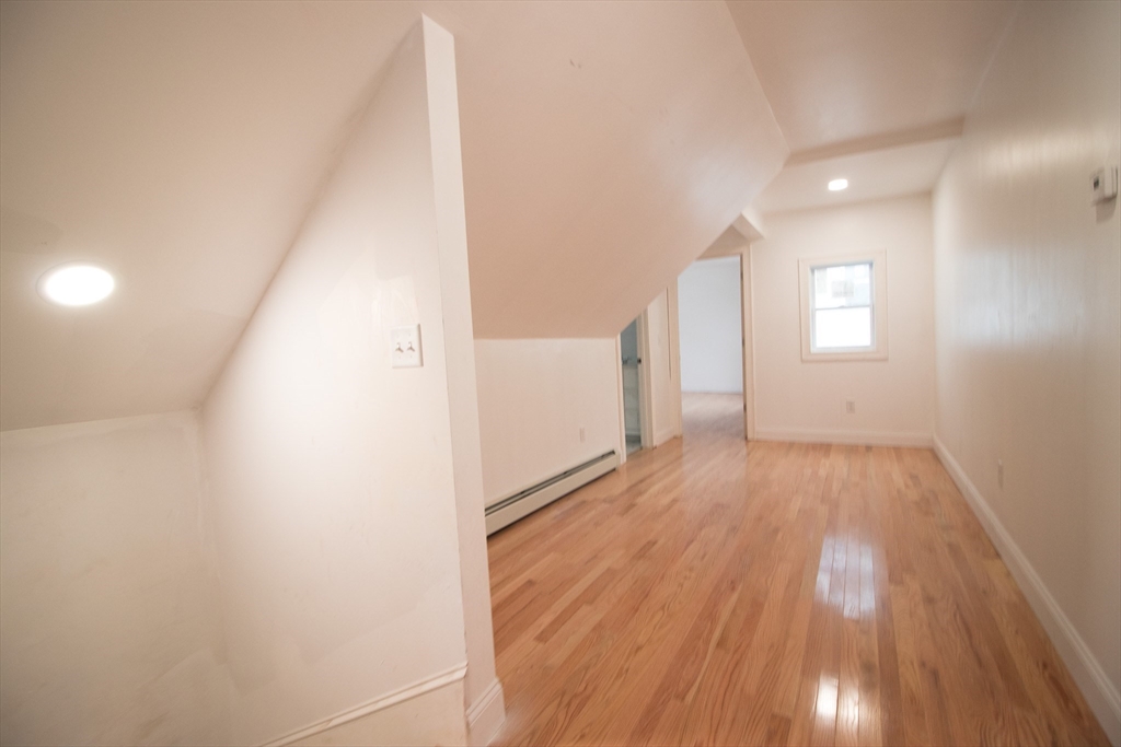 54 Willow St