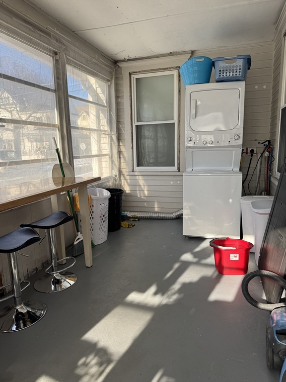 92 Maverick St