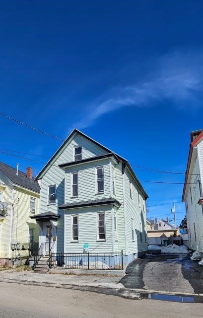 158 Concord St