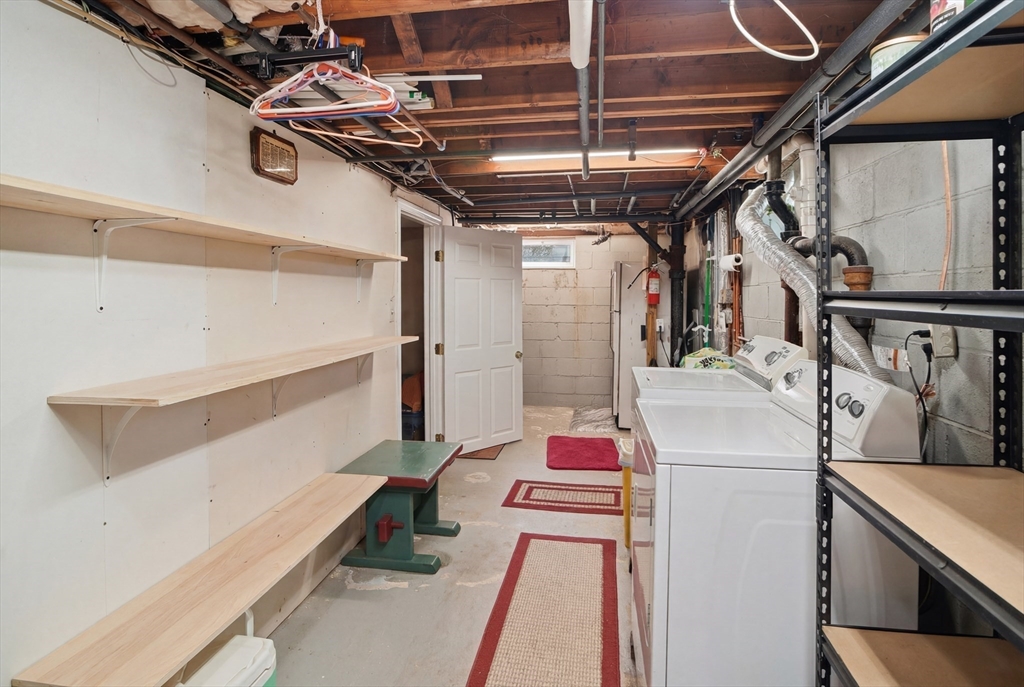 85 Newbury St