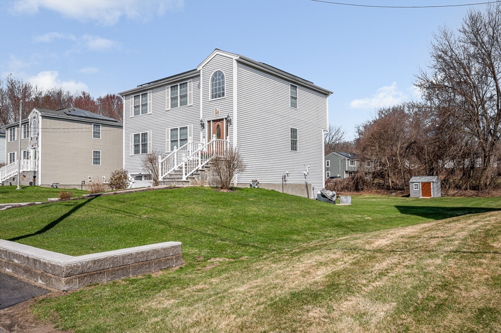 15 Meadow Drive