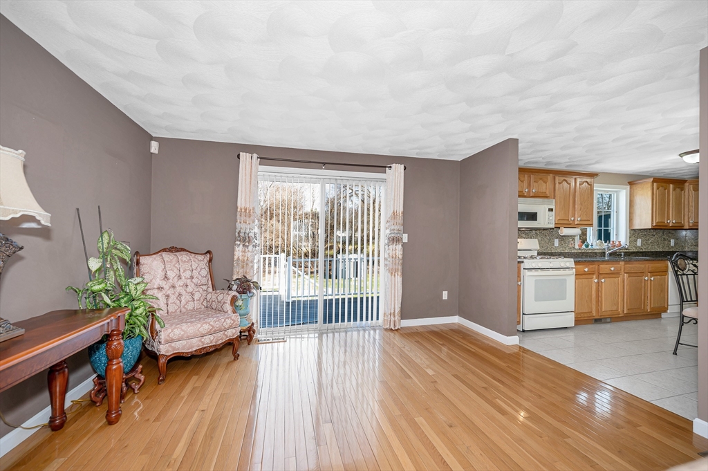 15 Meadow Drive