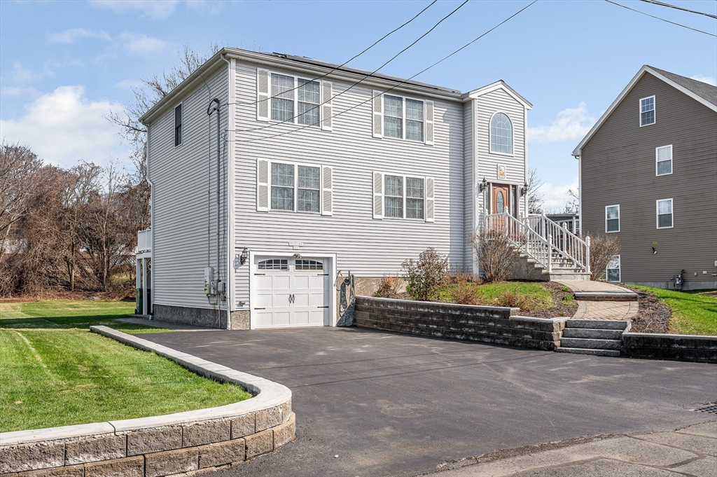 15 Meadow Drive
