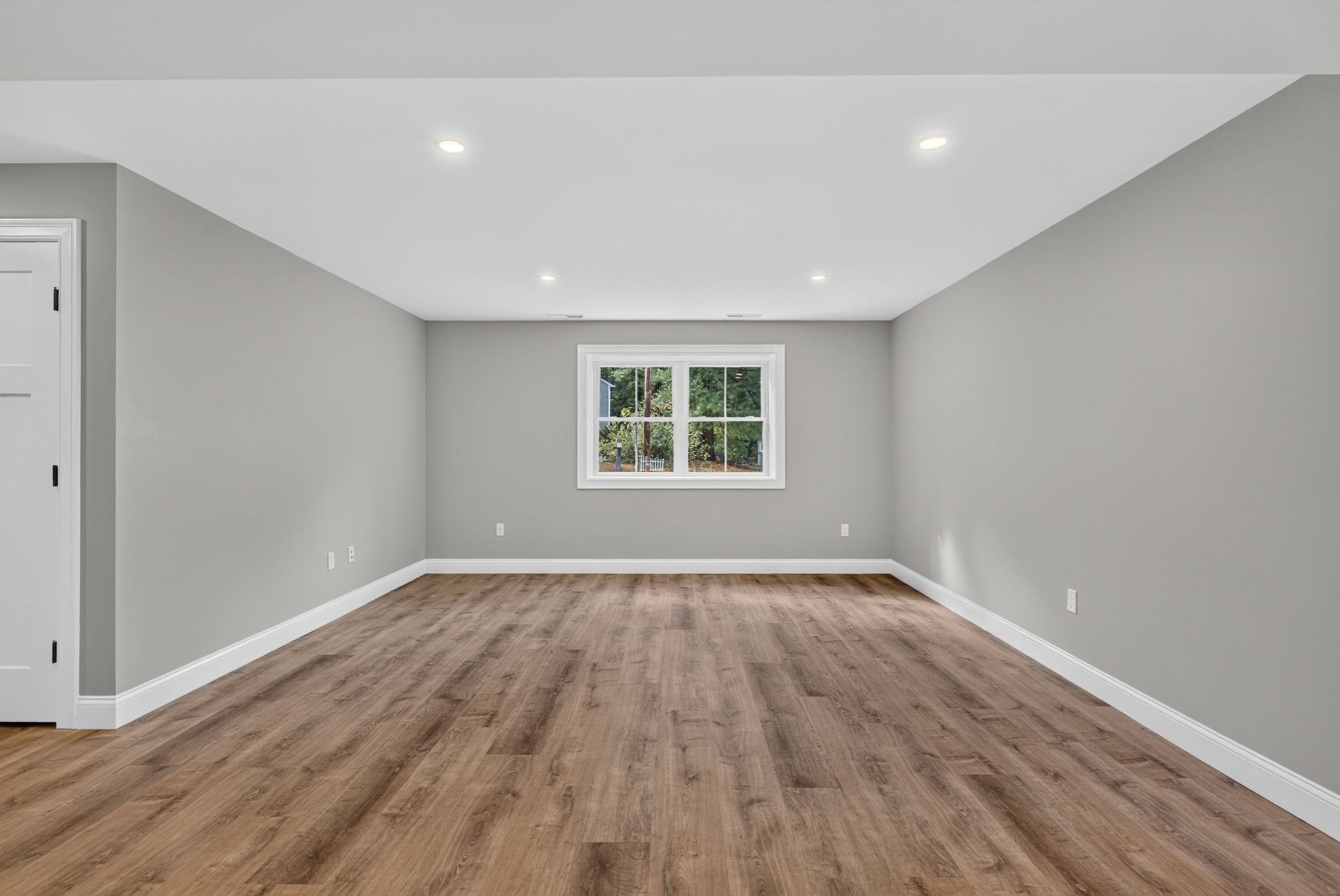24 Edith Dr