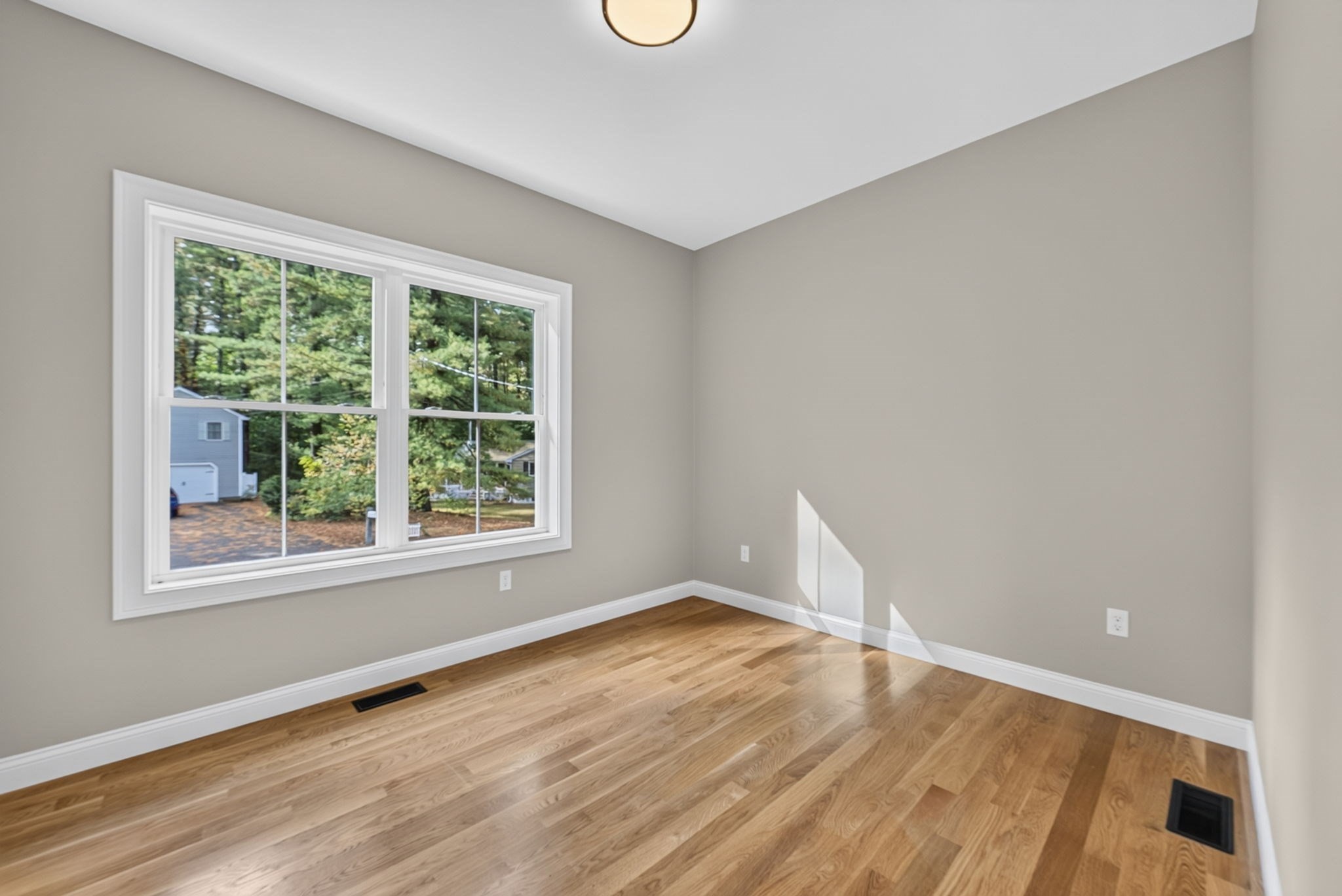 24 Edith Dr